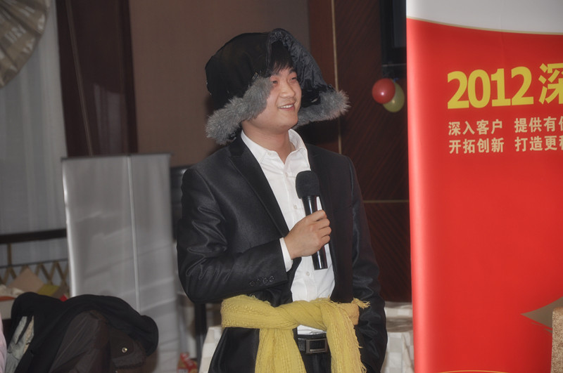 永灿隆重召开2011年年度总结会议-新媒体营销,新媒体广告公司,上海网络营销,微信代运营,高端网站建设,网站建设公司